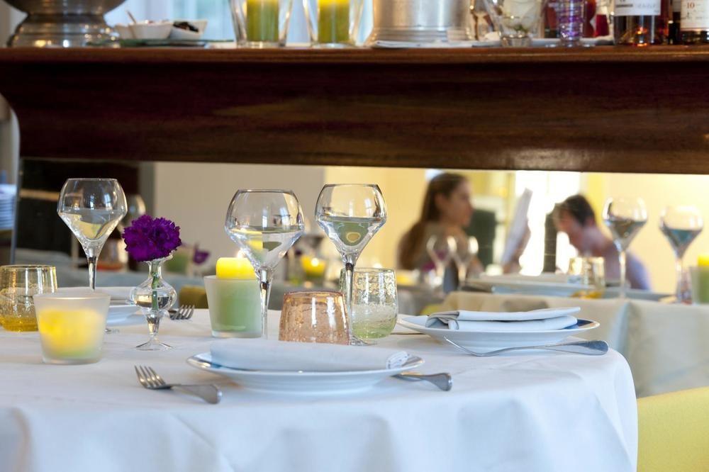 Country Club Hotel Yvré-lʼÉvêque Eksteriør billede