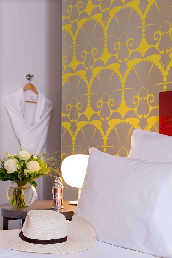 Country Club Hotel Yvré-lʼÉvêque Eksteriør billede